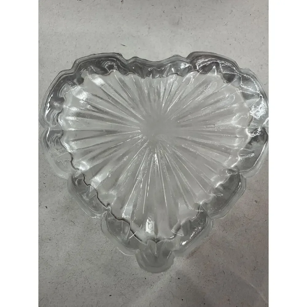Vintage World Showcase Glass Heart Covered Box Floral Porcelain Top